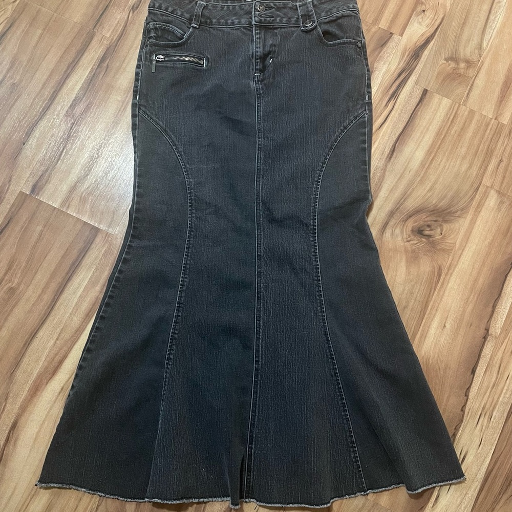 BISOU BISOU sz 12 Flared Denim Mermaid. Michele Bohbot Faded Black Denim